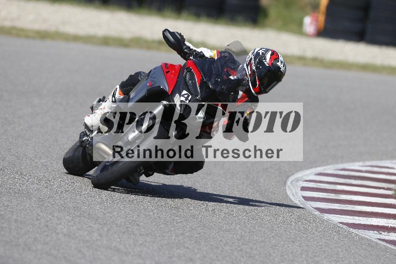 /07 09.04.2026 Cornu Master School ADR/Gruppe gruen/47